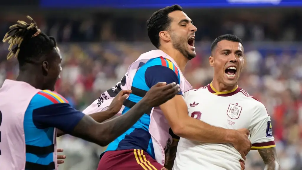 World Cup 2026: France 0-2 Spain - Mikel Oyarzabal and Pedro Porro strike as European champions reach final