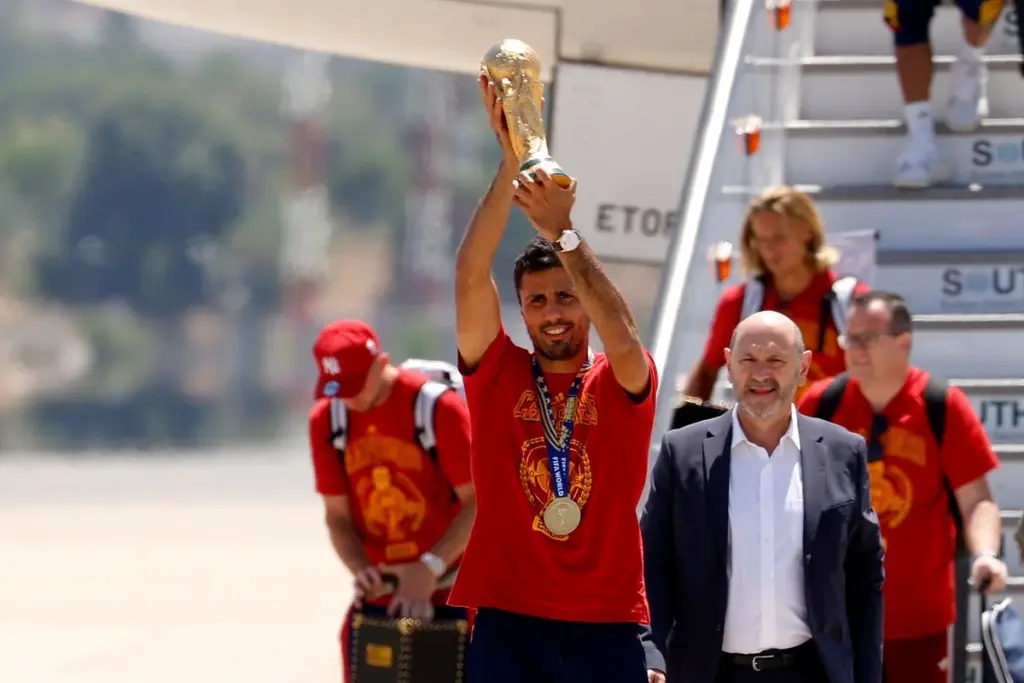 World Cup final - Spain 1-0 Argentina: Lionel Messi's side defended by national newspapers despite dismal display
